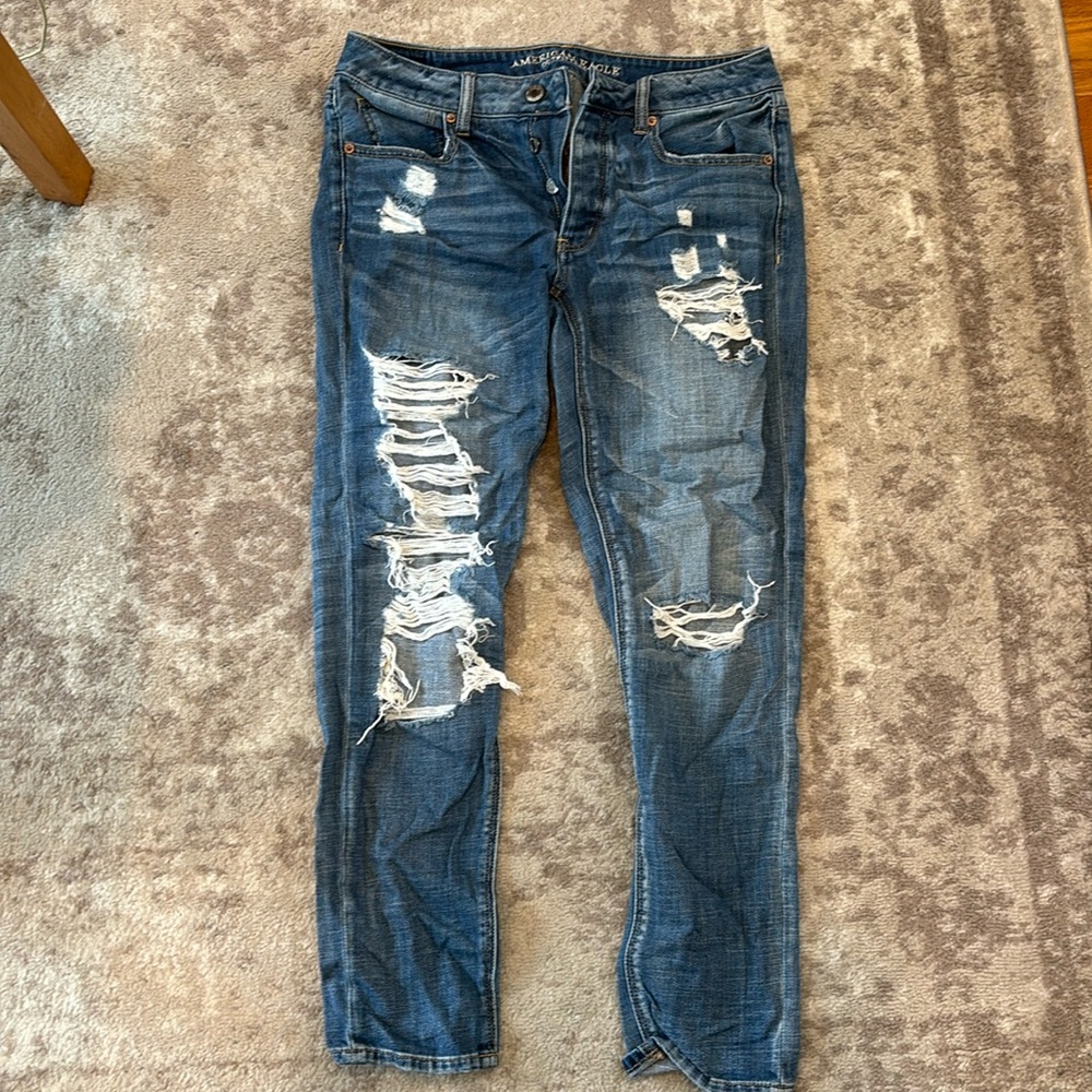American Eagle ripped tomgirl jeans